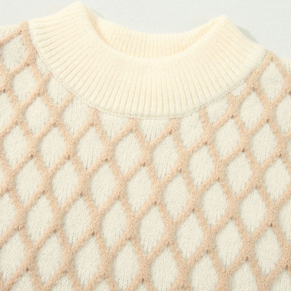Oatmeal Diamond Knit Sweater - Picture 5 of 11